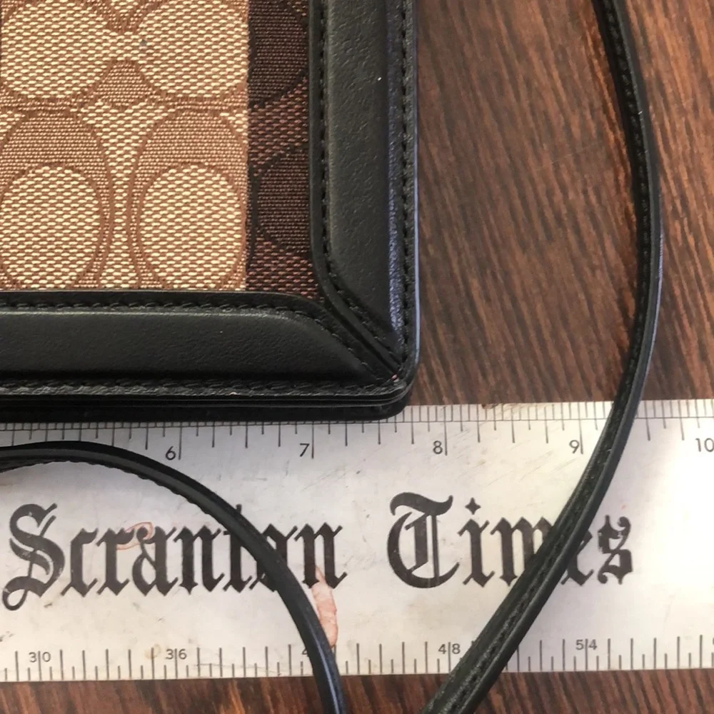 Coach Anna Foldover Clutch Crossbody In Signature Jacquard With Stripe - Picture 5 of 9